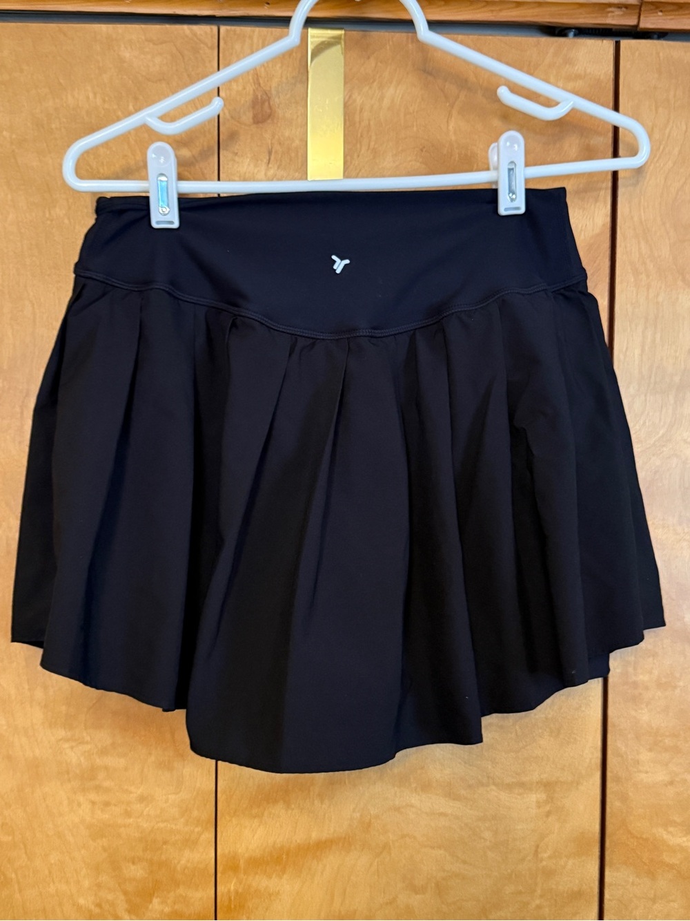 Old Navy Athletic Pleated Skirt with shorts size m - Picture 2 of 8